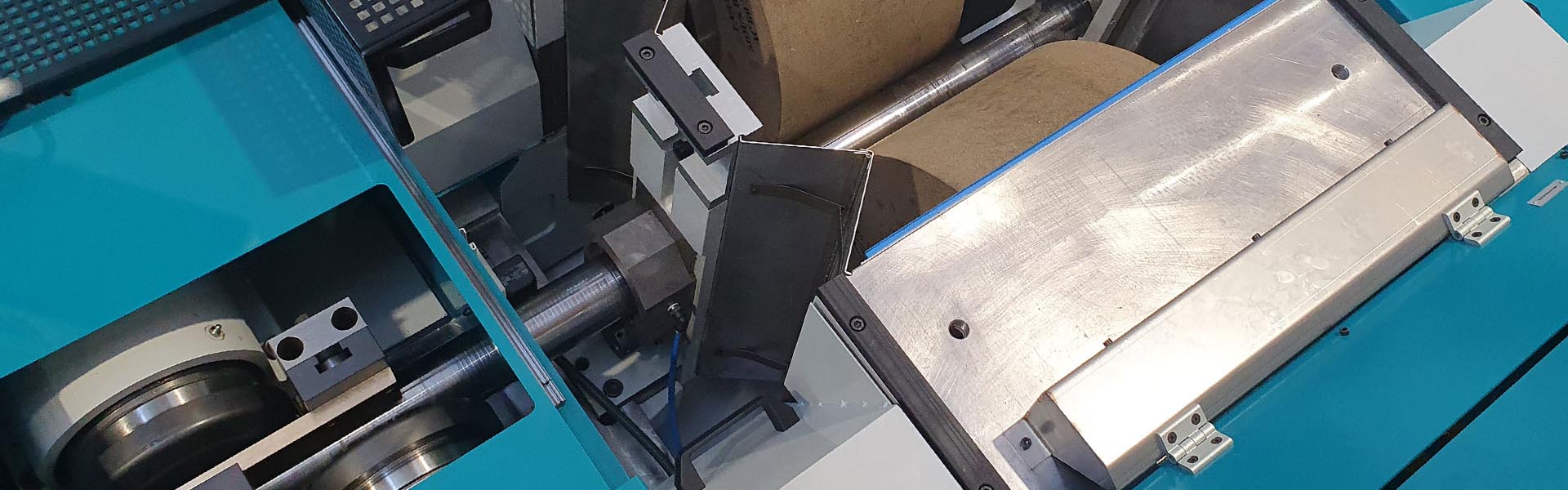 Centerless Grinding Machine